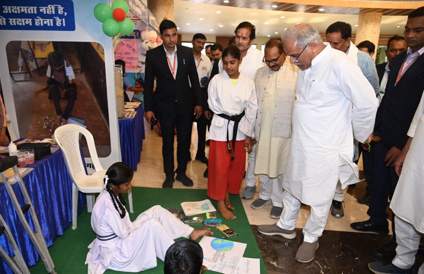मुख्यमंत्री ने बाल दिवस पर ‘सुग्घर पढ़वैया’ योजना का किया शुभारंभ, प्रतिभाशाली बच्चों का किया सम्मान