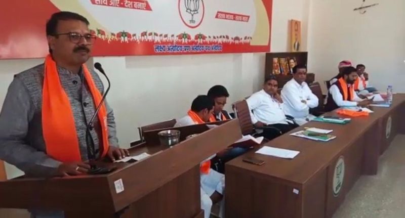 कांग्रेस राज में भ्रष्टाचार बन गया है शिष्टाचार