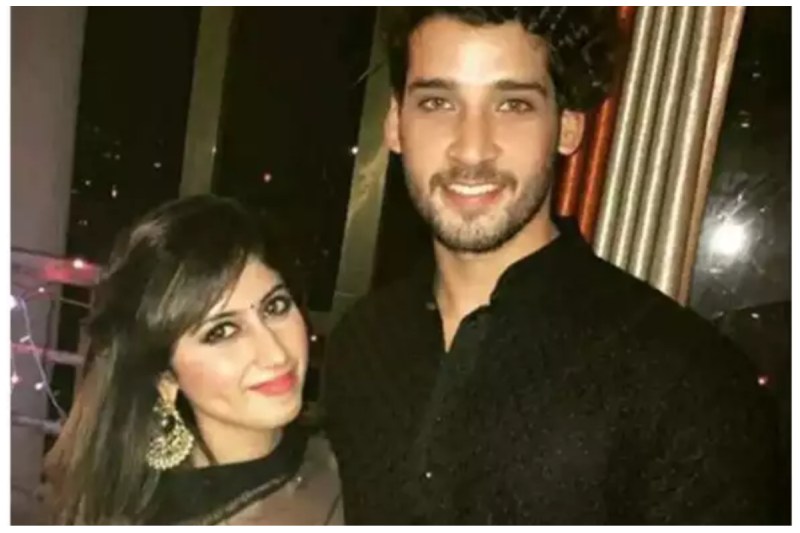 Gautam Singh Vig wife