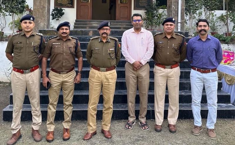 पुलिस टीम ने ऐसा क्या किया की आइजी-एसपी ने थपथपाई पीठ