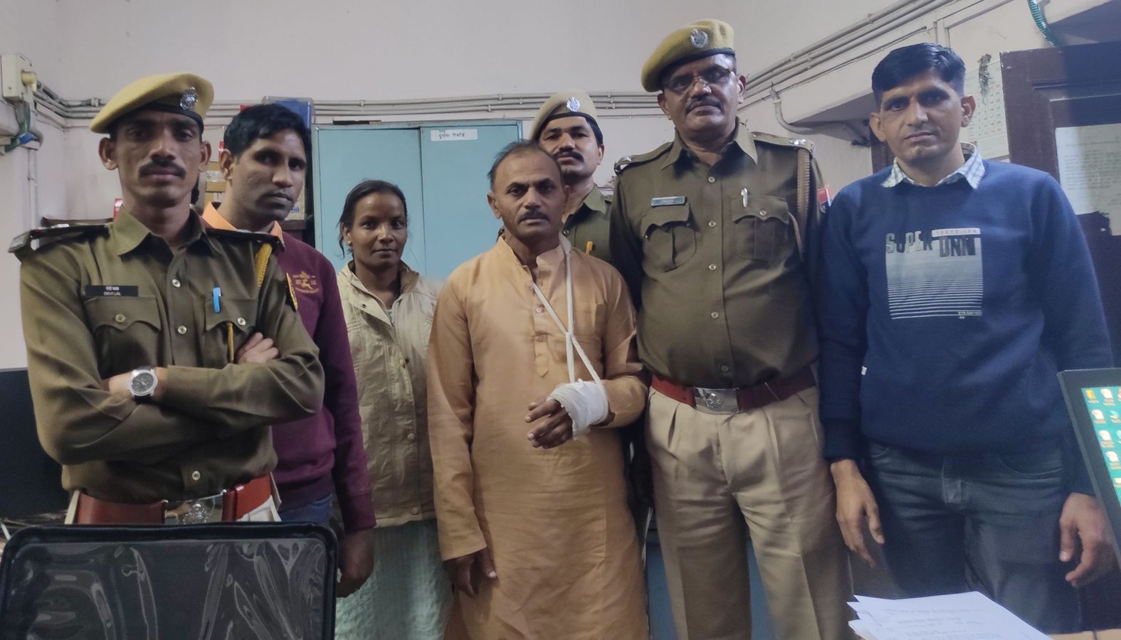 पहले संबंध बनाने को उकसाया, फिर फेविक्विक की बोतल उड़ेलकर कर दी युवक-युवती की हत्या