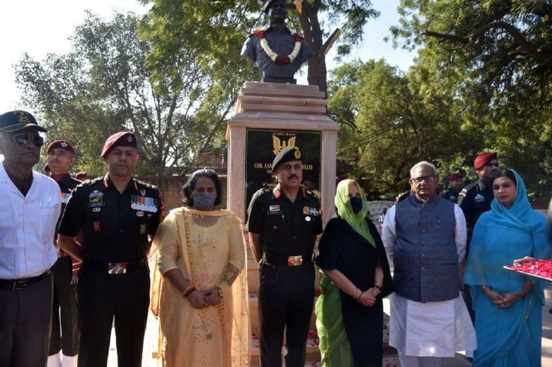 शौर्य चक्र कर्नल संग्राम सिंह की प्रतिमा का अनावरण