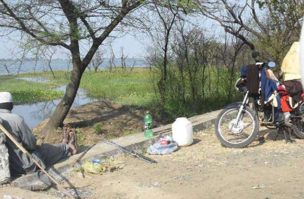 तस्वीरों में देखें world famous रामसर साइट बन गई नशेडिय़ों का अड्डा, गंदा हो रहा विदेशी पक्षियों का घर