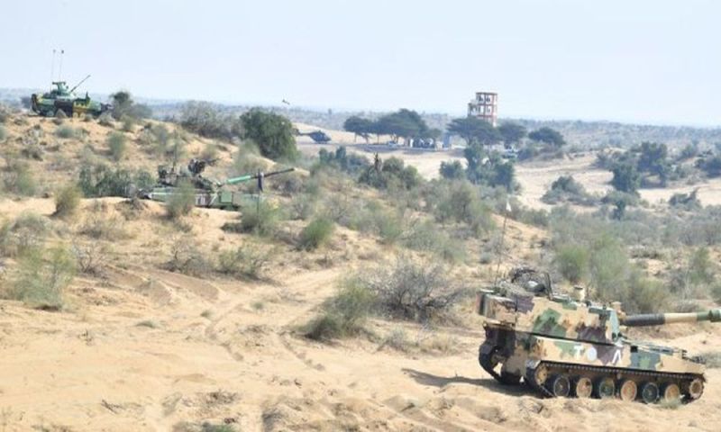 आंखों में उतर आता है आशियाना उजडऩे का दर्द