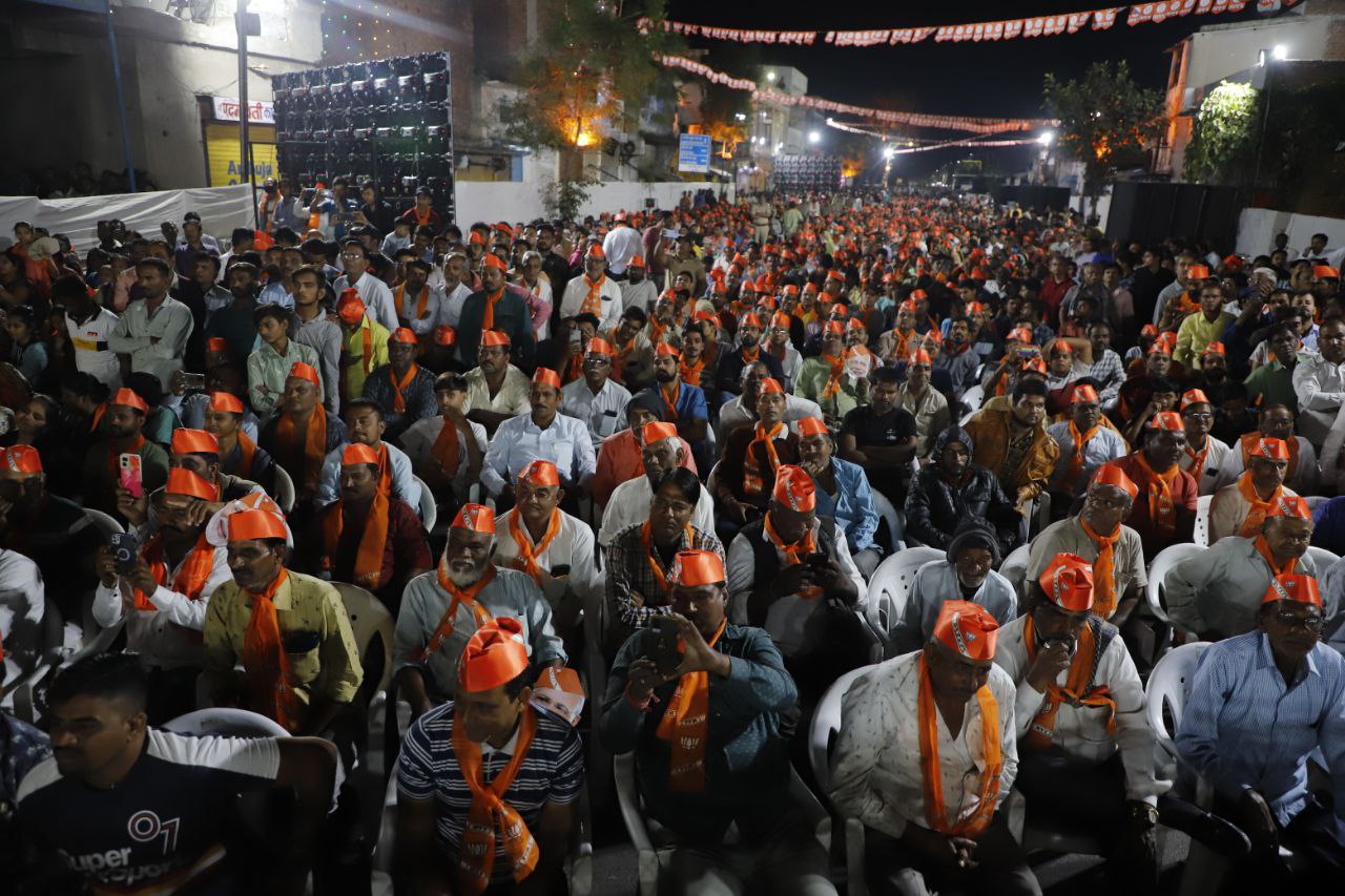 Gujarat election 2022:  पहले चरण का चुनाव प्रचार थमा, राजनीतिक दलों के नेताओं ने झोंकी ताकत