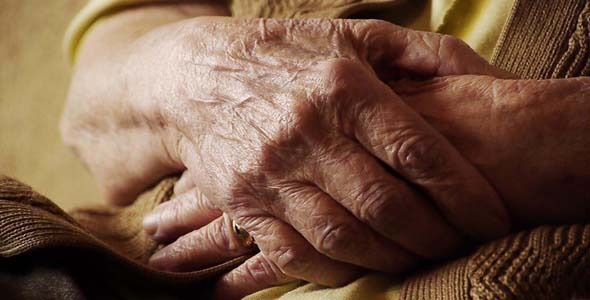 senior-old-woman-hand-wrinkle-skin-close-up_hdpreview-thumb.jpg