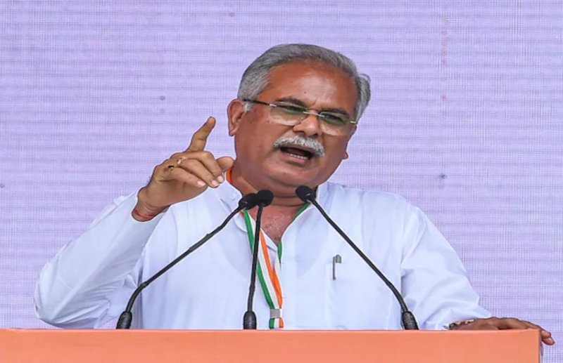 छत्तीसगढ़ में 76 फीसदी आरक्षण पारित, संशोधित विधेयक पर हस्ताक्षर कराने देर रात राज्यपाल के घर पहुंचे 4 मंत्री