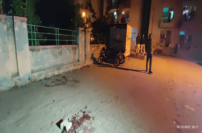 दिन दहाड़े फायरिंग कर युवक की हत्या करने वाले बदमाशों का नहीं लगा सुराग