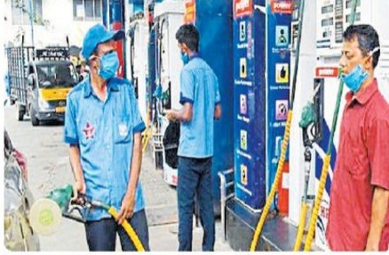 छत्तीसगढ़ के इस जिले में गहराया पेट्रोल-डीजल का संकट, कई पंपों में आपूर्ति न होने से बढ़ी परेशानी