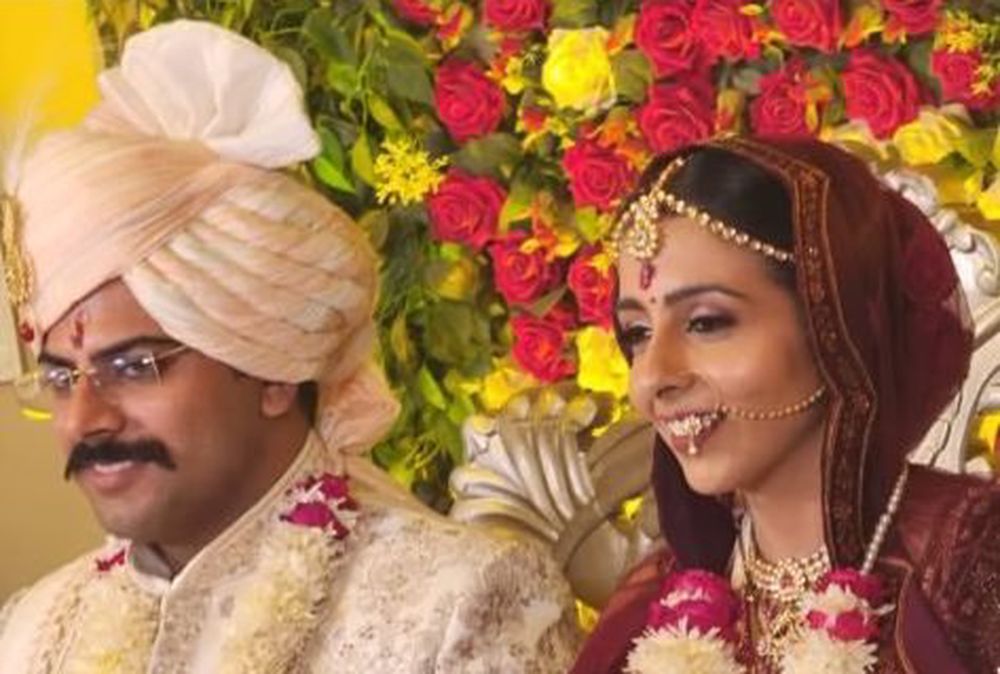 दहेज में एक रुपए लेकर दुल्हन को लाए घर