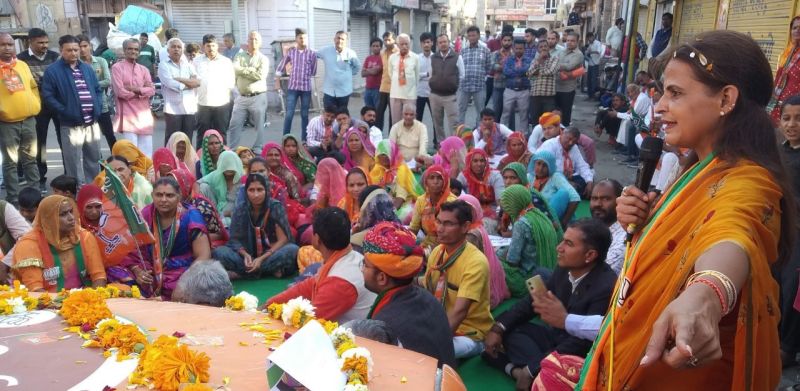 जानिए, क्या हो रहा है बाड़मेर की राजनीति में?