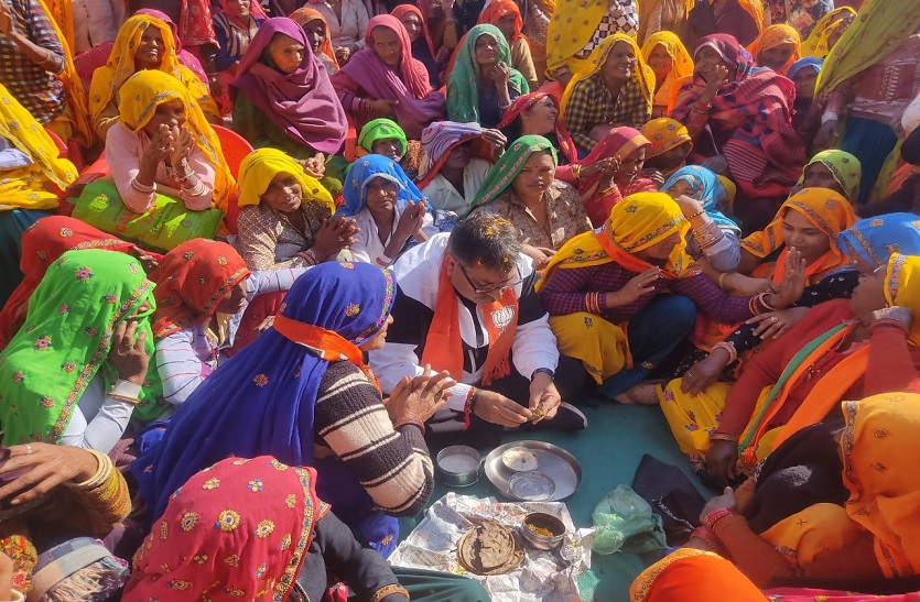 पूनिया ने 9 घंटे में पूरी की 23 किमी पदयात्रा, चटनी और दही से खाई बाजरे की रोटी