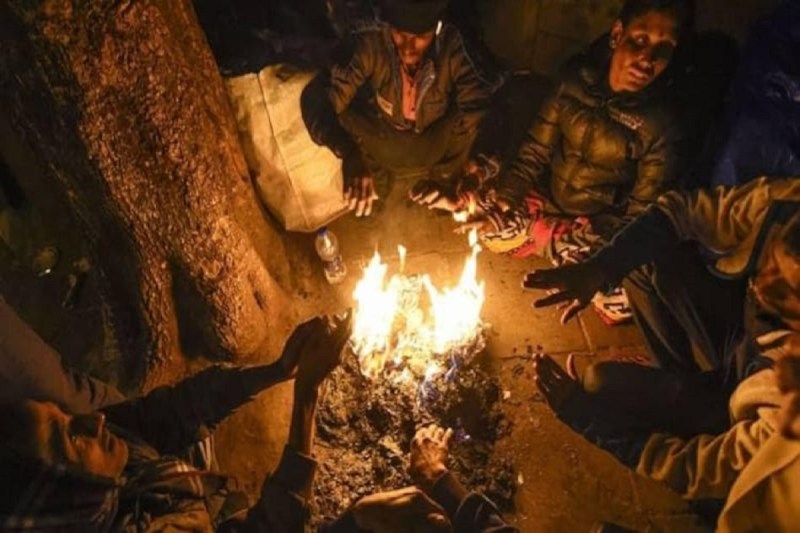 ठिठुरन-गलन से जाड़े का असर हावी, शेखावाटी में शीतलहर की चेतावनी