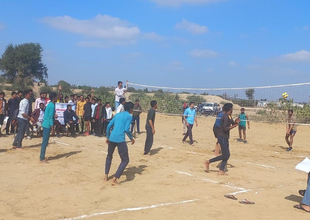 भालू लक्ष्मणगढ़ में ग्राम समूह स्तरीय खेलकूद प्रतियोगिता शुरू