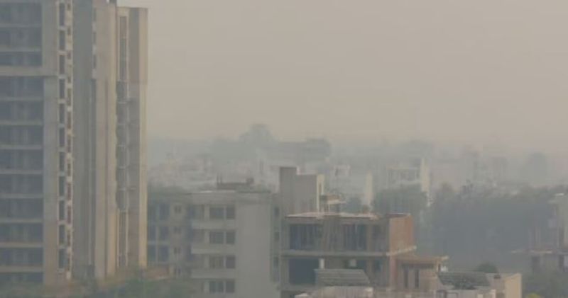 एनसीआर क्षेत्र में छाया स्मॉग।