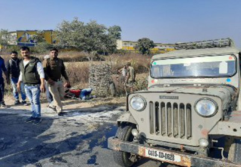 Taxi-car accident on NH