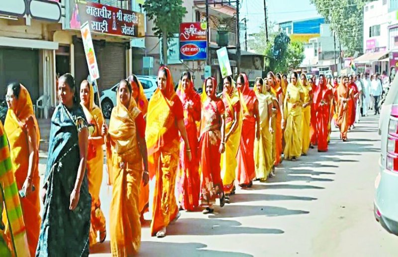 सकल जैन समाज के भारत बंद के समर्थन में नगर के प्रतिष्ठान रहे पूर्णत: बंद