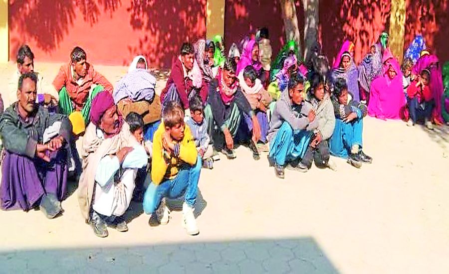 महंगाई से त्रस्त होकर भारत आ रहे पाकिस्तानी नागरिक