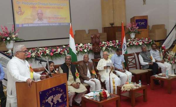 हर बात भगवान द्वारा पूर्व निर्धारित, वही कराते हैं संकल्प