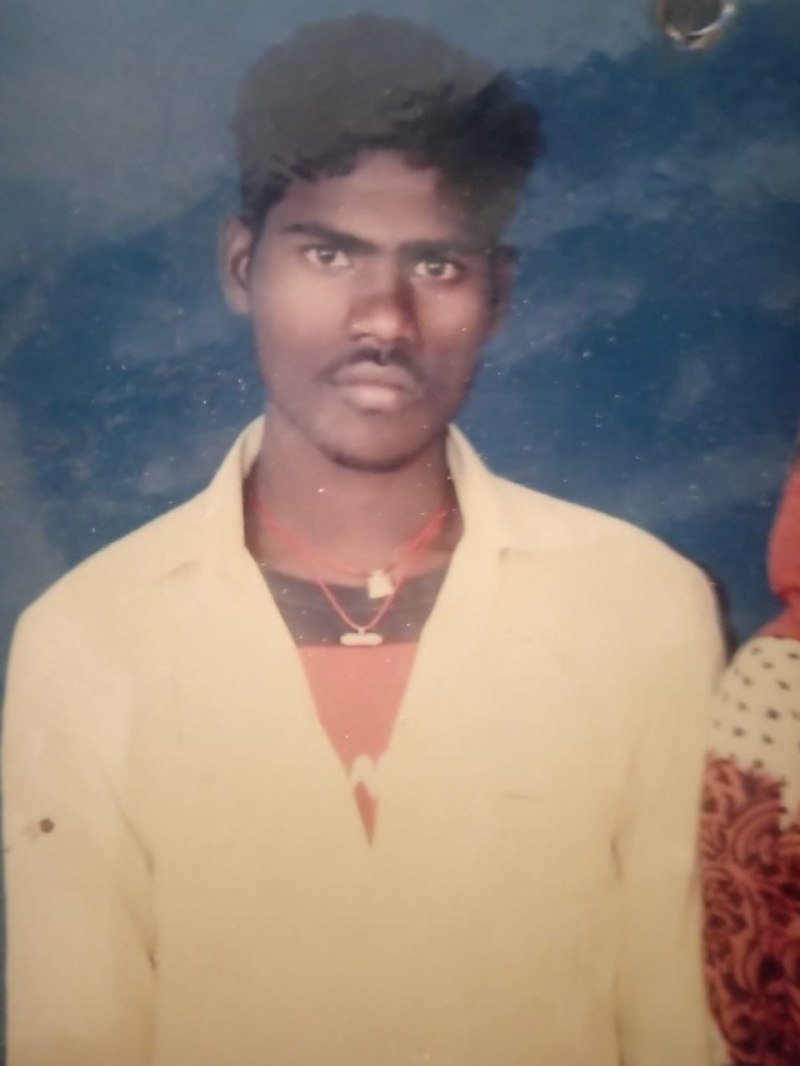 टे्रक्टर की चपेट में आने से बाइक सवार मजदूर की मौत