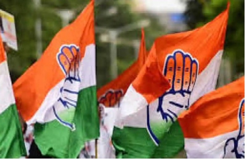 कांग्रेस अधिवेशन में फूटा पदाधिकारी का गुस्सा, बोले - कार्यकर्ताओं की पूछ नहीं, चार साल में भाजपा सरकार में लगे अधिकारी नहीं हटवा पाए