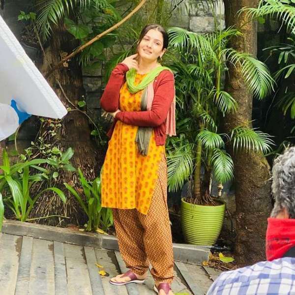 raveena_1.jpg