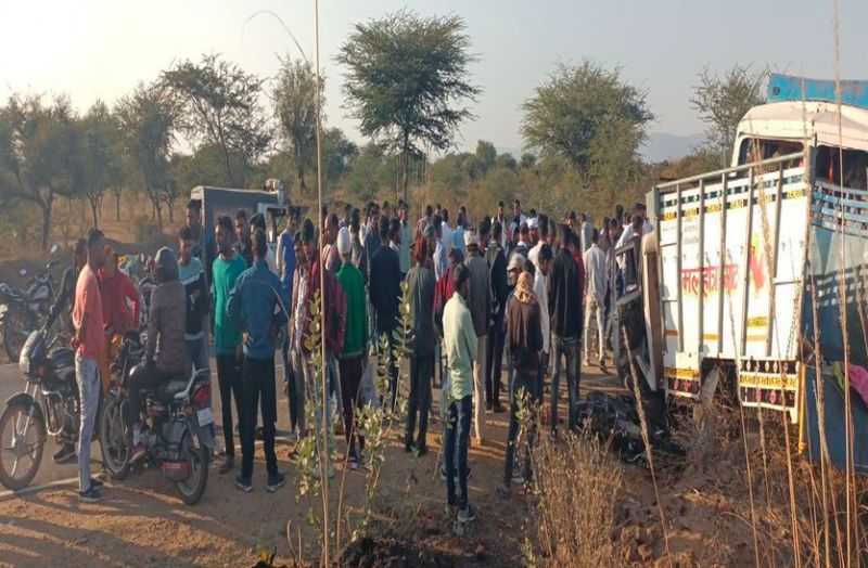 Big Accident: 12 हुई सड़क हादसे में मरने वालों की संख्या, मृतकों में तीन भाई बहन, दंपत्ती व उनकी पोती शामिल