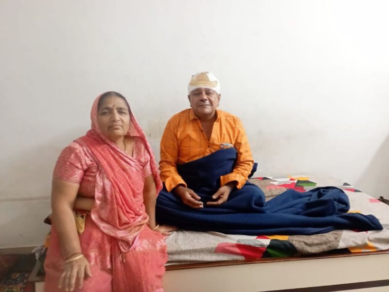 रेल कर्मचारी बोले यह हमारा कर्तव्य, घायलों के मना करने पर भी घर तक छोडऩे आए