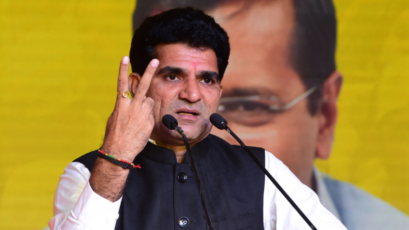 Gujarat: इसुदान गढ़वी बने आम आदमी पार्टी गुजरात के नए प्रदेश अध्यक्ष