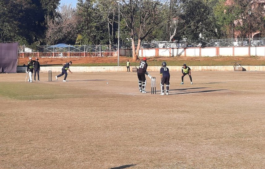 Sports: एसीसी क्लब ने सिम्स क्लब को 25 रन से हराया