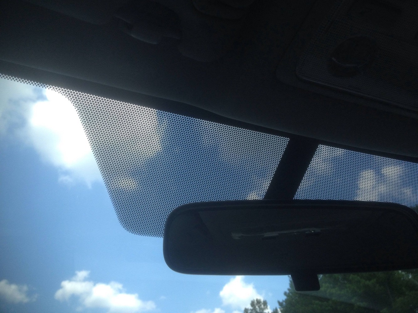 car_windshield_frits.jpg
