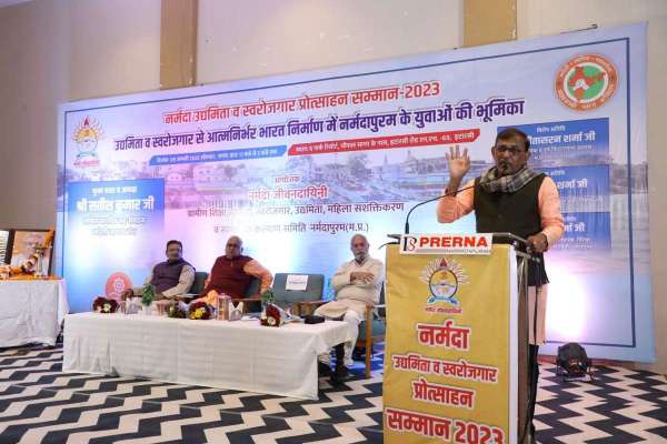 Came to Delhi from Ayodhya and sold potato tikkis