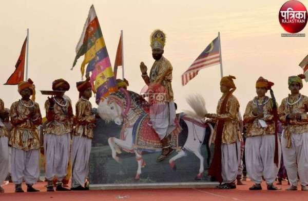 सुनहरी यादें... दिलों में छाप छोड़ गई जम्बूरी, देखें ये तस्वीरें...