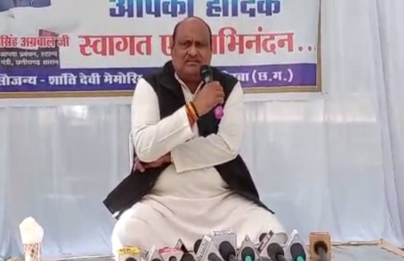 ऐसी कौन सी मजबूरी है कि शहर में डम्प कर रहे राखड़ : राजस्व मंत्री