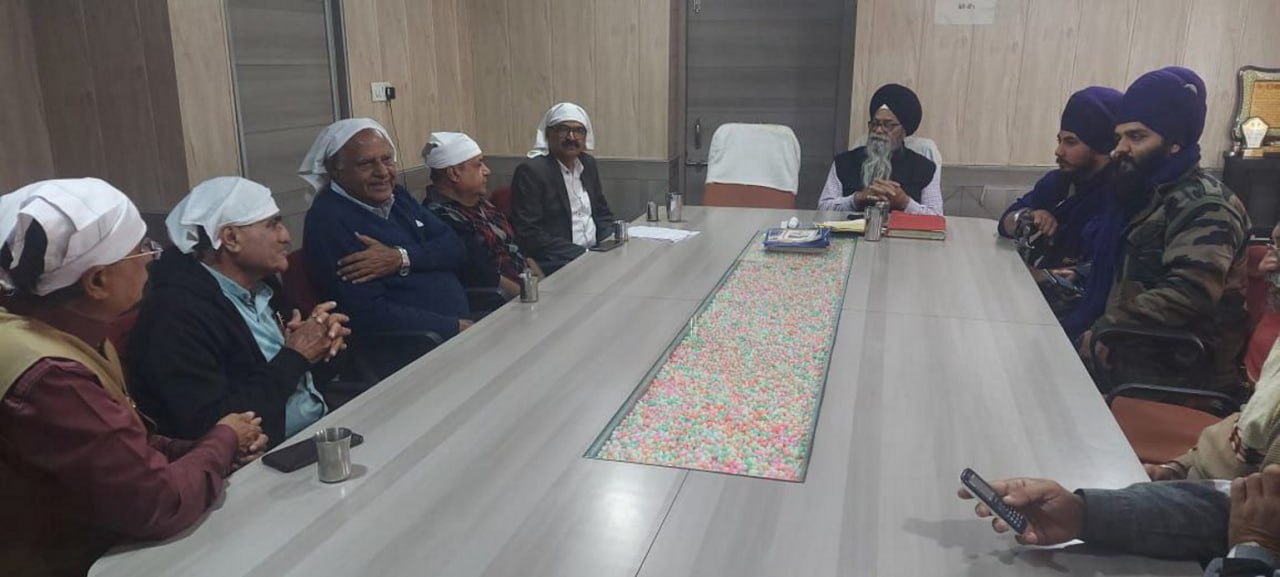 सिंधी समाज का बड़ा फैसला... लौटा रहा है गुरु ग्रंथ साहिब