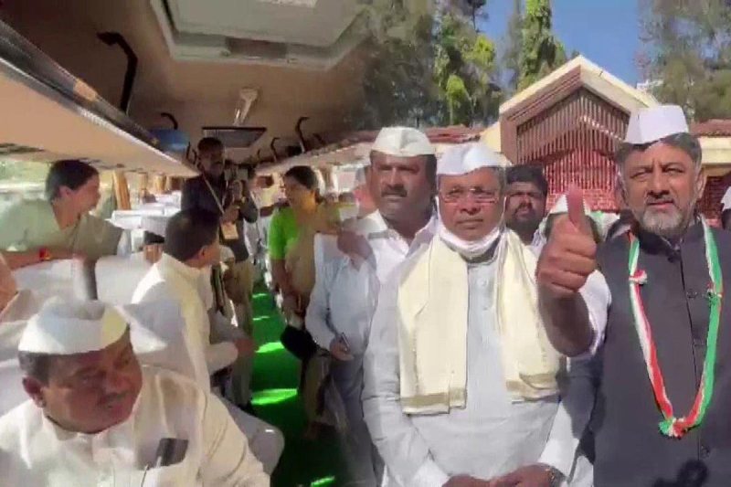 karnataka-polls-congress-starts-election-campaign-with-people-s-voice-yatra.jpg