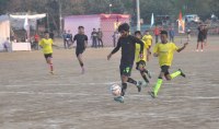 Nimar Football Club beat Mundi Football Club by one goal.