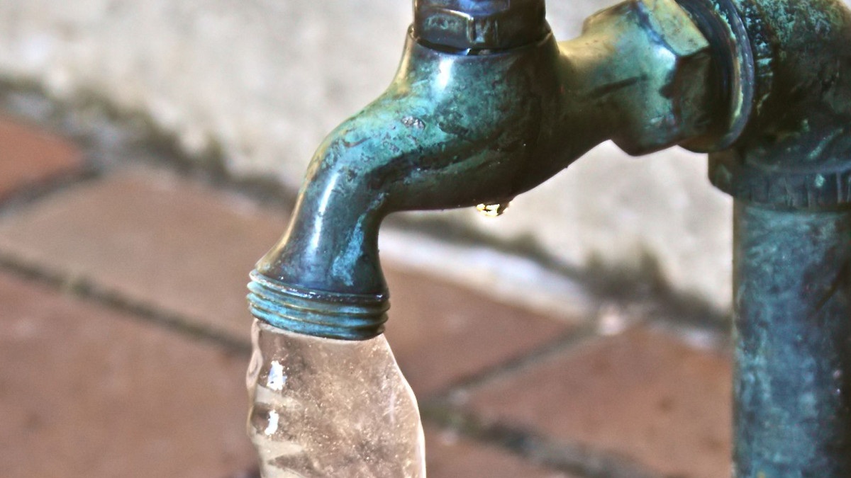 water supply : शहर के विभिन्न क्षेत्रों में जलापूर्ति बाधित रहेगी