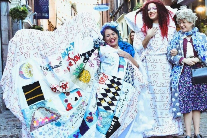 Woman marrying her duvet reveals details of lavish wedding ceremony