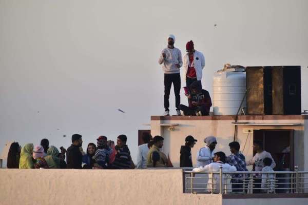 पतंगोत्सव पर जमकर गूंजा वो काटा..., वो मारा...