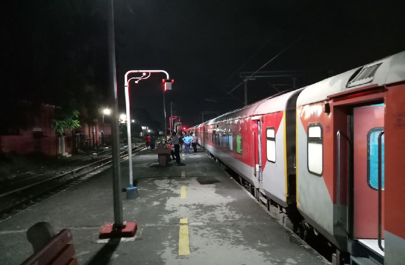 nandadevi_xpress.jpg