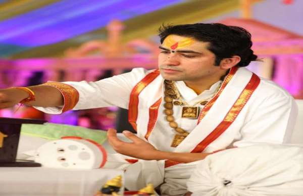 Bageshwar Maharaj Katha in Raipur