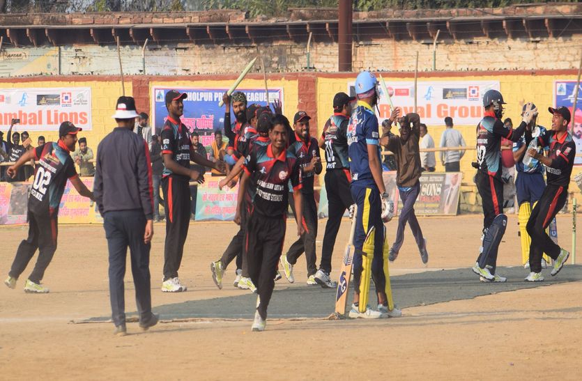 Dholpur Premier League: Spicy Treat reached the final after defeating Tighra Tigers....watch video
