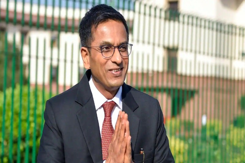 cji-dy-chandrachud-said-to-young-lawyers-do-not-hide-flaws-bring-them-to-fore-and-rectify-them.jpg