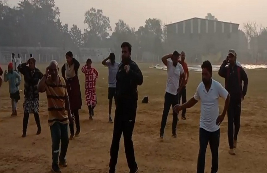 Video Story : हमराह कार्यक्रम में लोगों ने किया डांस