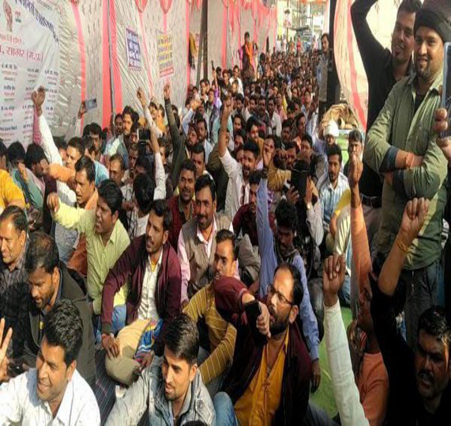 system disrupted due to strike, Power cut in more than 100 villages