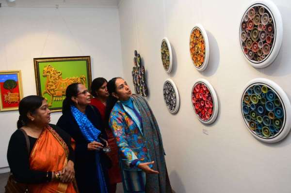 Every color of life in the painting exhibition Colors of Life