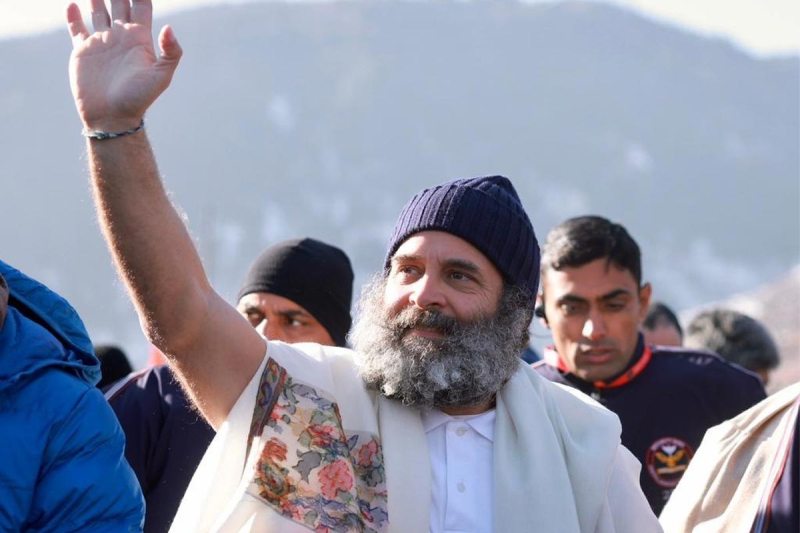 rahul-gandhi-s-bharat-jodo-yatra-stopped-in-jammu-kashmir-s-banihal-congress-said-security-is-not-available.jpg