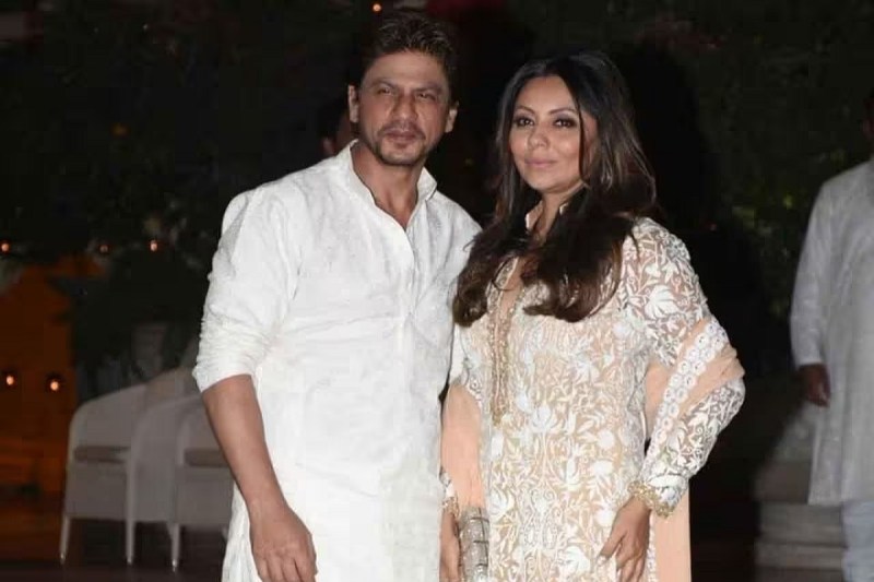 Shah Rukh Khan Pathaan Movie Success Gauri Khan Gets Emotional, Know Aryan And Suhana Reaction