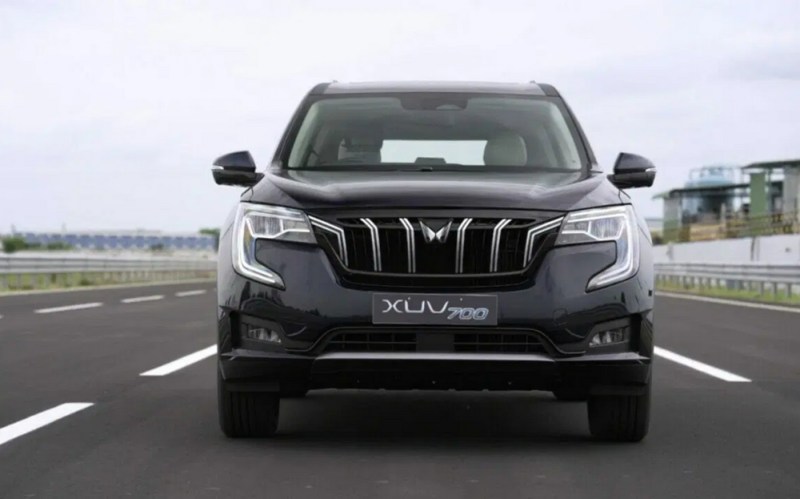 mahindra_xuv700.jpg
